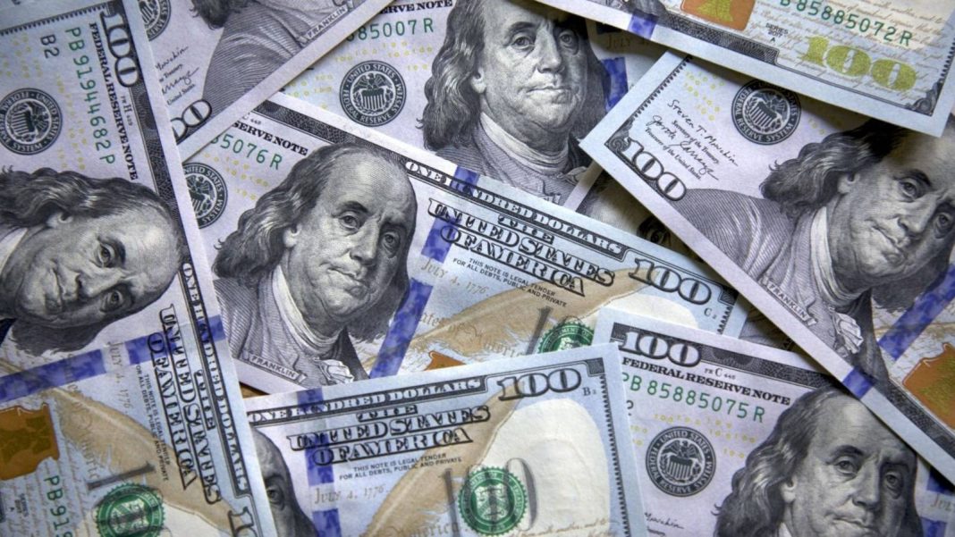 El mercado empezó a presionar para subir el precio del dólar
