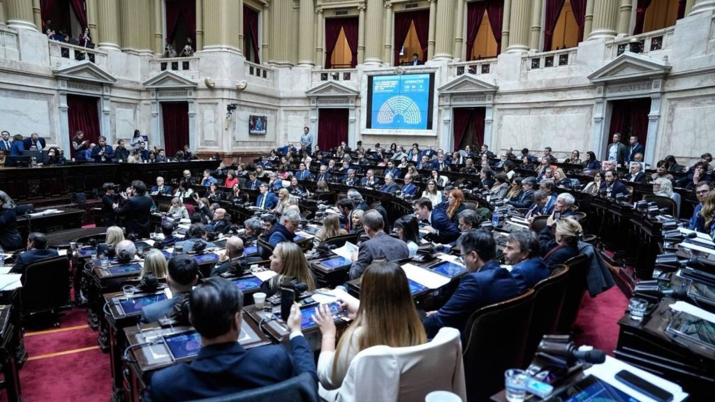 La oposición se abroquela por discapacidad mientras LLA acelera su propio proyecto