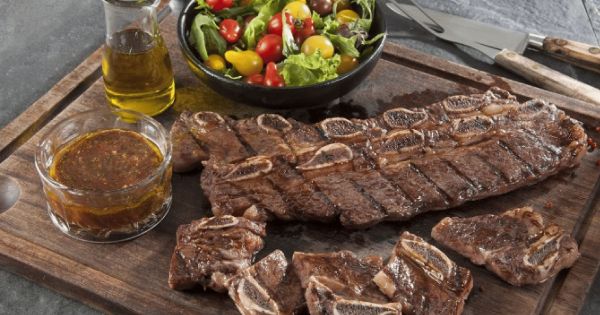 Tierno y sabroso: el corte de carne que reemplaza la tira de asado y se consigue en promoción Tierno y sabroso: el corte de carne que reemplaza la tira de asado y se consigue en promoción