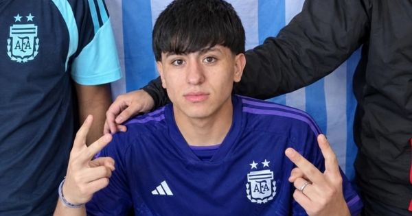 Asesinato en una fiesta por el Día de la Primavera: mataron de una cuchillada a un joven de 17 años y su mellizo está grave
