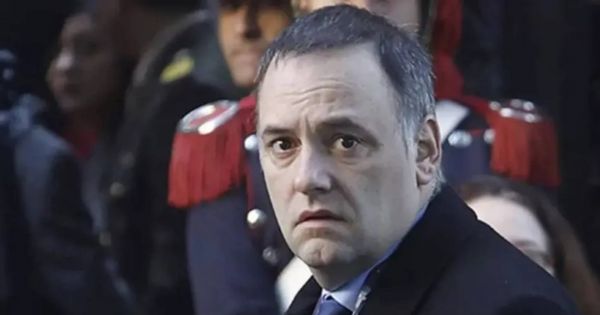 Piden nuevas pruebas contra Adorni en la causa por enriquecimiento