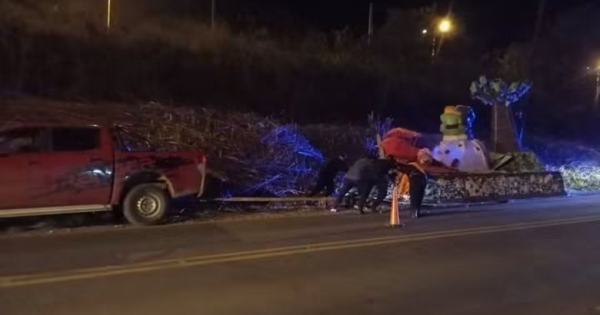 Un joven murió aplastado por una carroza que se desenganchó de una camioneta