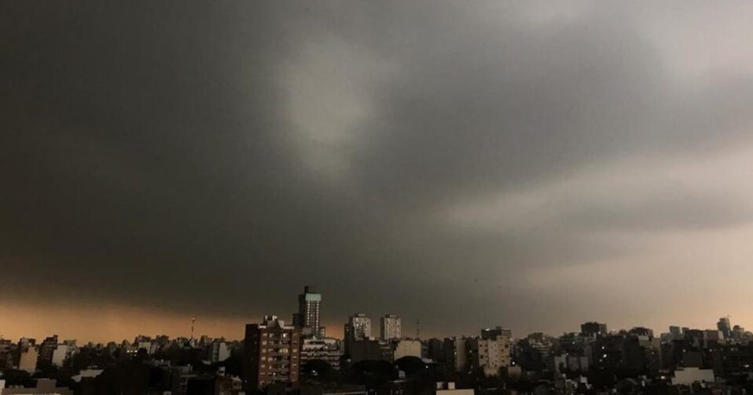 Alerta amarillo por tormentas fuertes y vientos