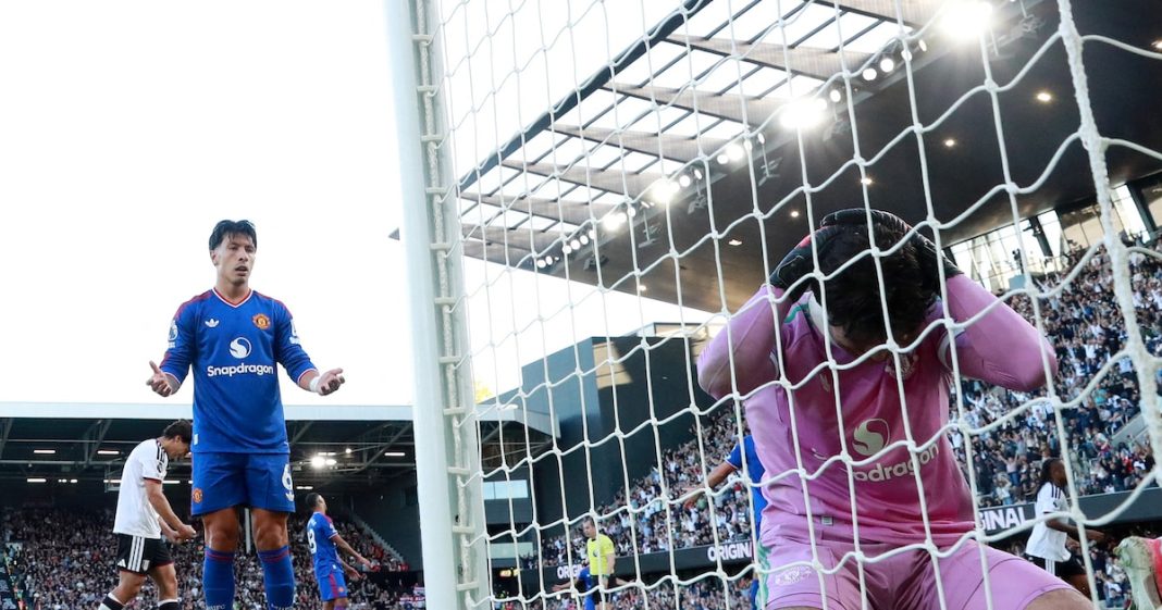 El gol en contra de Lisandro Martínez en el empate del Manchester United por la Premier League El gol en contra de Lisandro Martínez en el empate del Manchester United por la Premier League