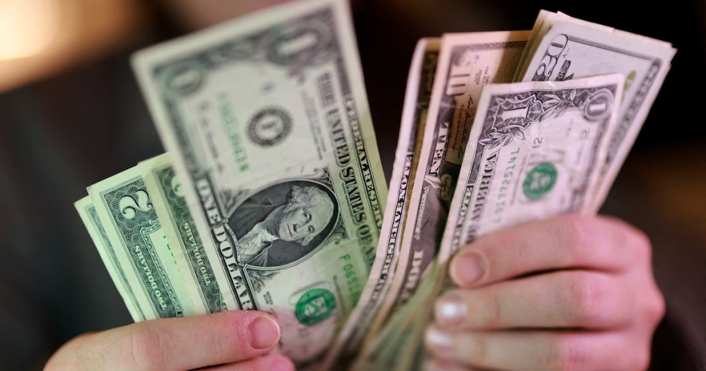 Por qué la fuerte liquidación del agro ya no va a reservas: quién compra los dólares que no acumula el Banco Central