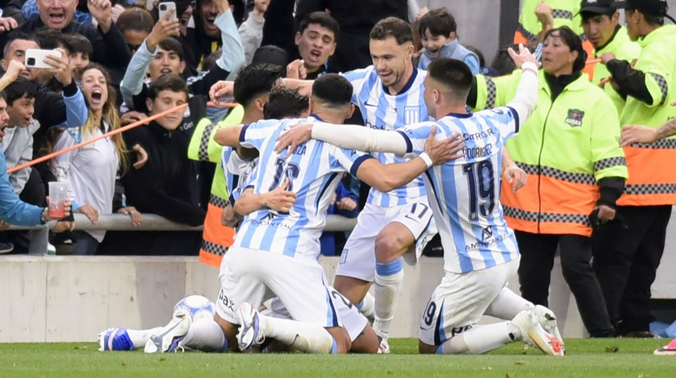 Con un gol olímpico de Gastón Lodico, Racing le gana a Boca por los cuartos de final de la Copa Argentina