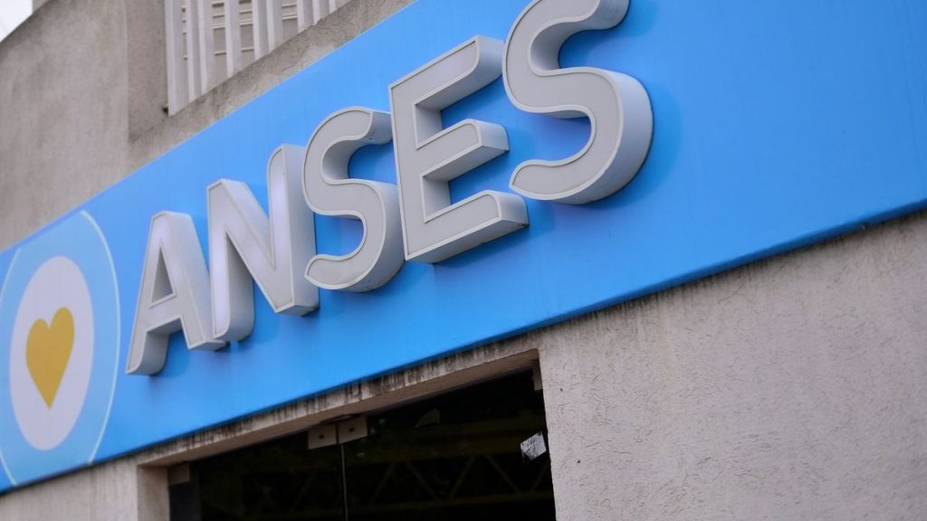 ANSES oficializó los aumentos del 1,66% de octubre 2026: cuánto cobrarán jubilados, pensionados y asignaciones