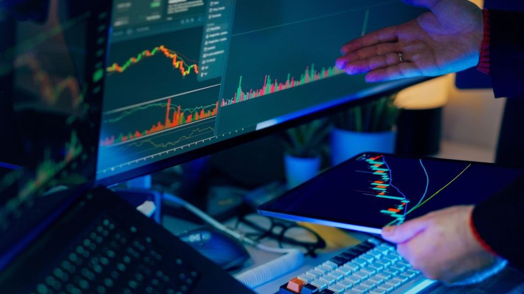 El S&P Merval no acompañó la euforia de Wall Street y el riesgo país tocó un máximo en cuatro meses El S&P Merval no acompañó la euforia de Wall Street y el riesgo país tocó un máximo en cuatro meses