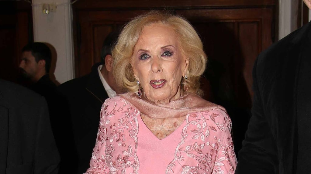 Nuevo parte médico de Mirtha Legrand: finalizó el tratamiento con antibióticos y evoluciona favorablemente