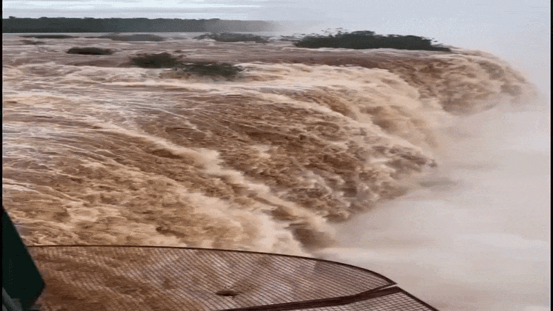 Cierran el ingreso a las Cataratas del Iguazú tras triplicarse el caudal por el fenómeno de El Niño