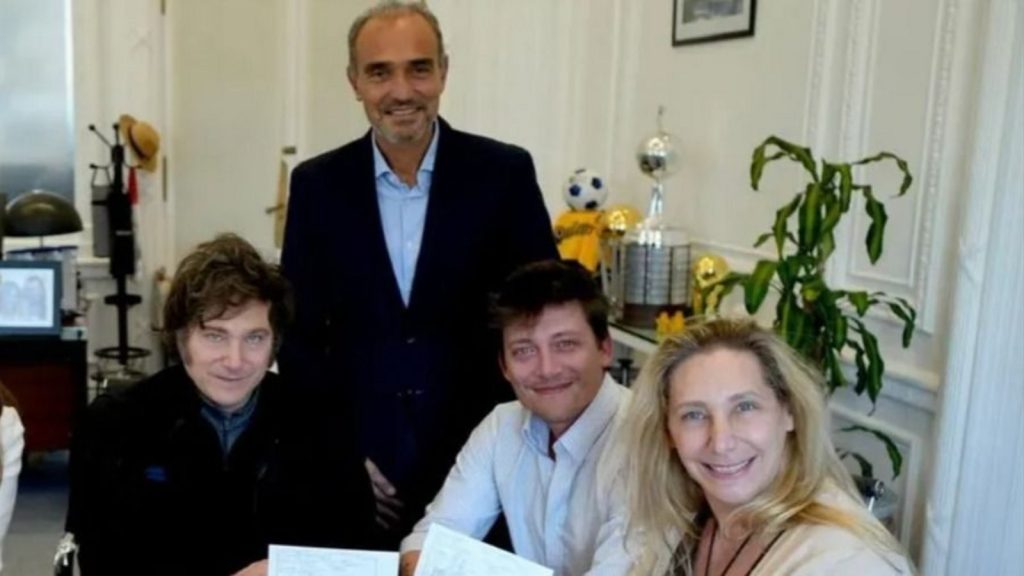 Las transferencias no automáticas a las provincias cayeron 49%: el otro recorte de Milei