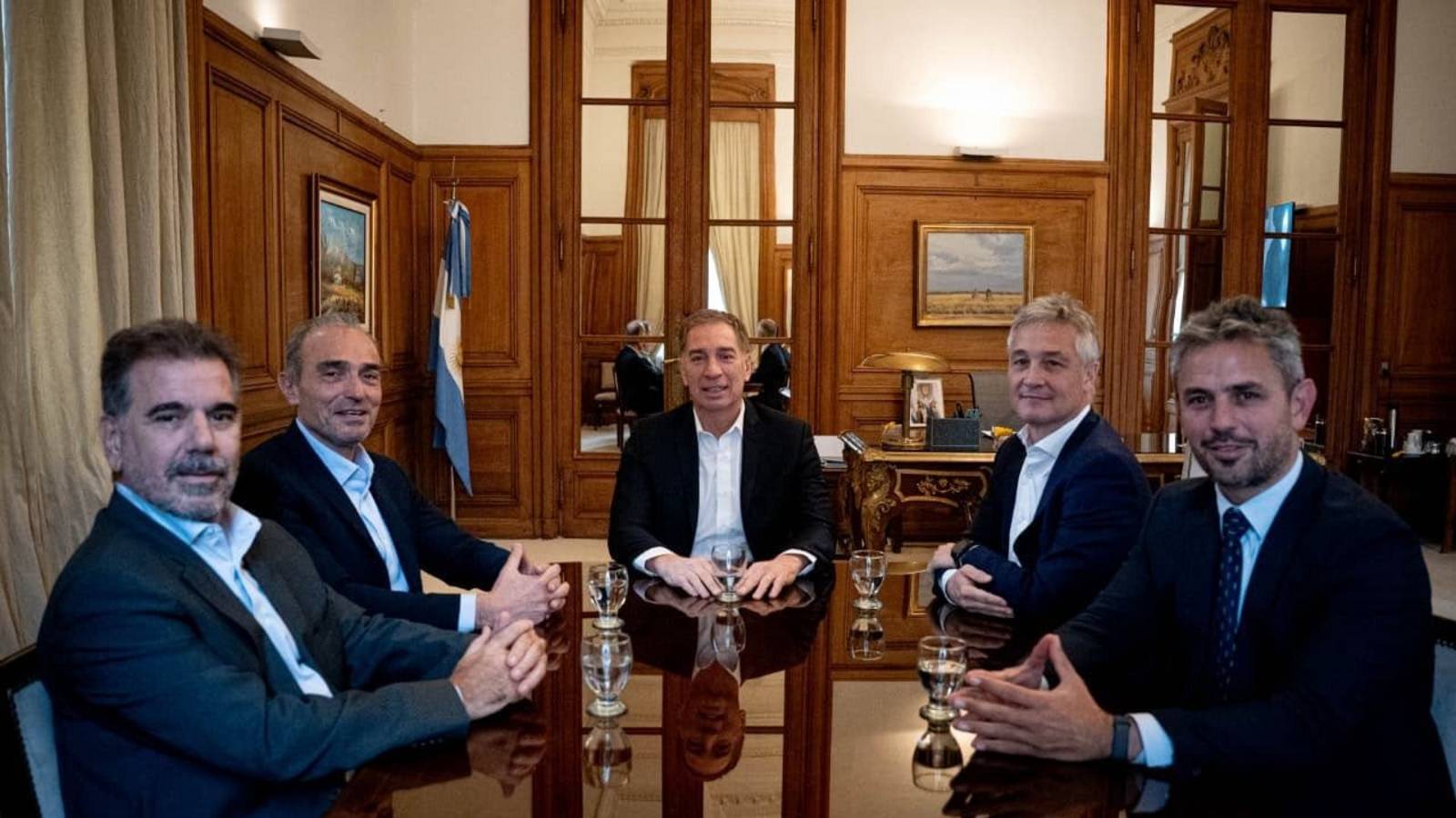 Unidad o autonomía, expectativa por París y el incipiente inicio de una campaña