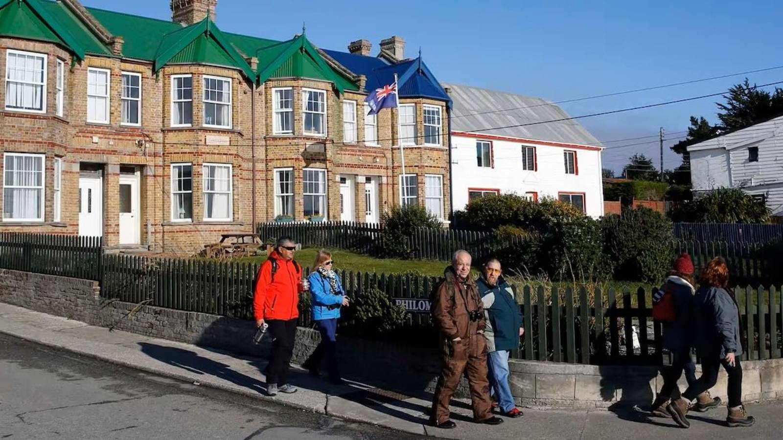 Malvinas: los kelpers quieren prohibir el ingreso de argentinos y que se flamee la bandera