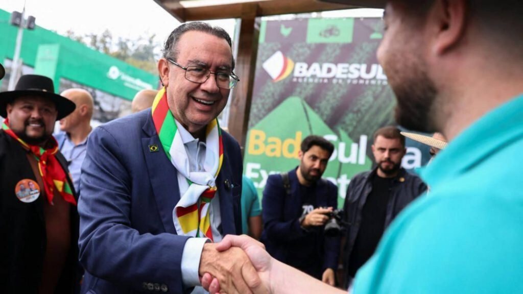 Augusto Cury, el escritor y psiquiatra que podría ser un factor clave en un balotaje