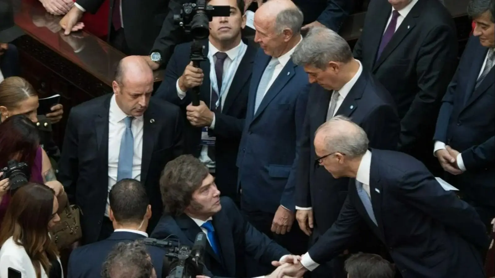 La suprema fragilidad del esquema que sostiene a Milei