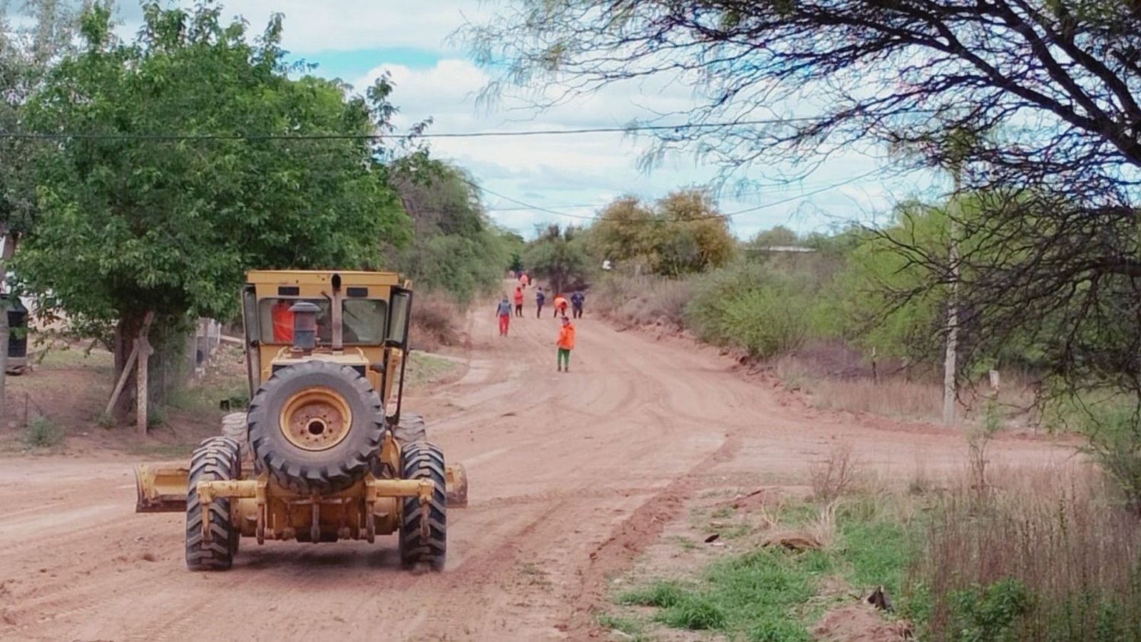 Vialidad Provincial intensifica los trabajos de mantenimiento y recuperación de caminos en toda La Rioja: los detalles