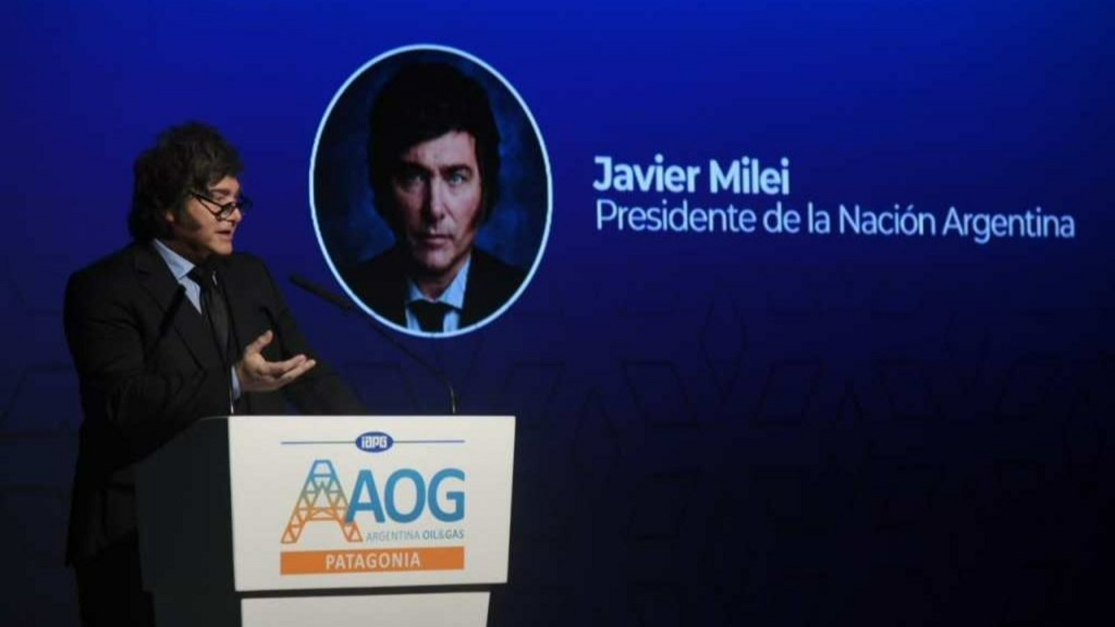 Javier Milei regresó al país después de su polémica visita a España