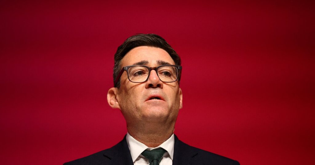 Burnham prometió publicar sus contactos con el Manchester City tras el fallo que condenó al club por más de 100 infracciones financieras