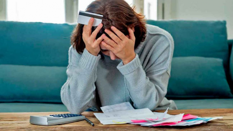 Morosidad: el 82% de los hogares tiene al menos una deuda