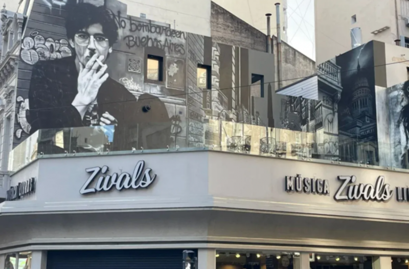 ¿Adiós a Zivals? La emblemática librería y disquería de Corrientes y Callao denunció que el gobierno porteño quiere expropiarla para hacer la Línea F