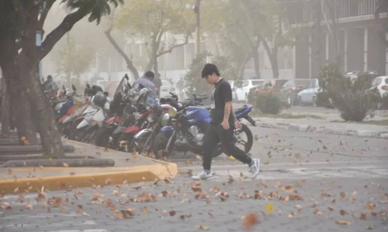 San Juan suspendió las clases por alerta de viento Zonda