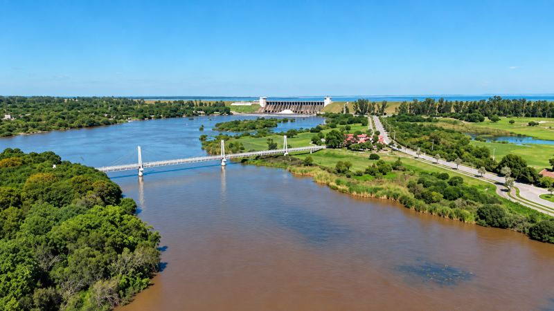 Un gran embalse con espacios recreativos y paisajes ribereños: el rincón de Santiago del Estero, ideal para una escapada