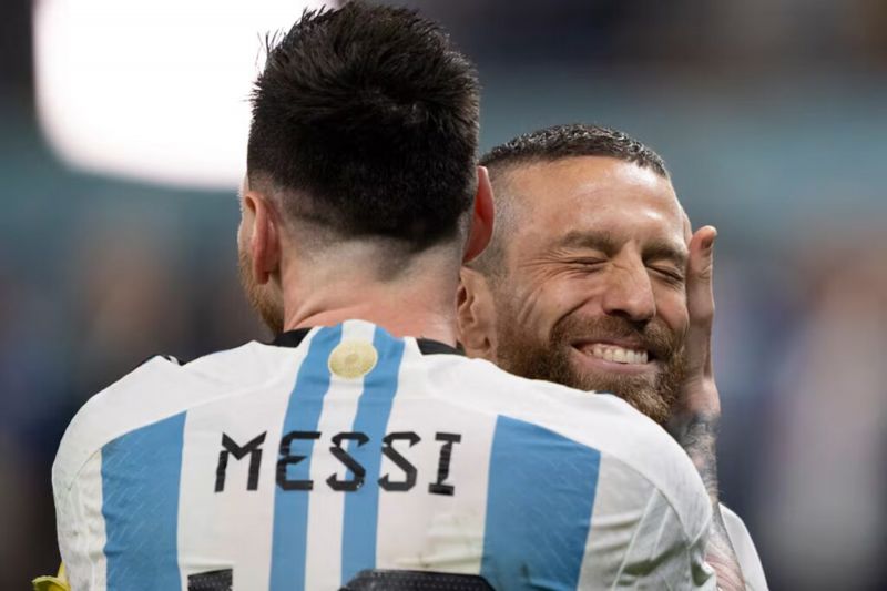 Papu Gómez no fue invitado, pero cumplirá una curiosa función en la despedida de Lionel Messi