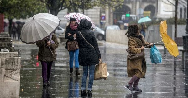 Vuelven las tormentas a Buenos Aires, con granizo y actividad eléctrica: ¿A qué hora "se larga"?