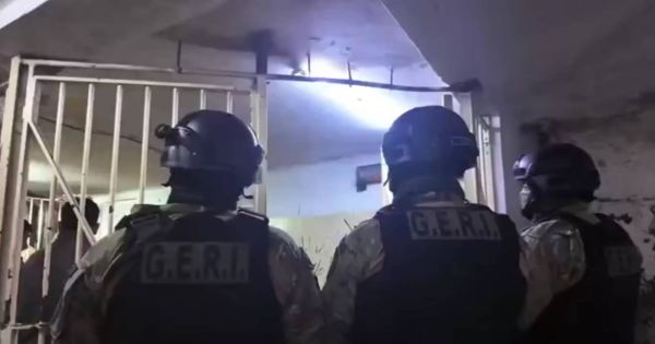 ¡VIDEO! Trasladaron a más del 93% de los presos de Devoto a Marcos Paz