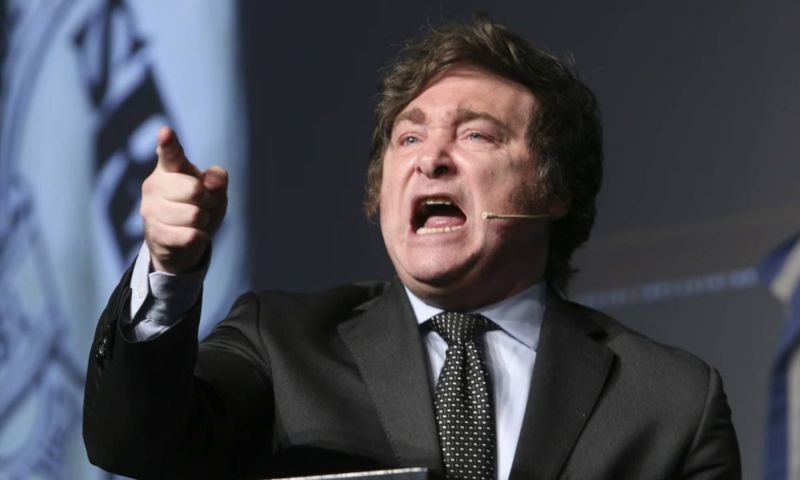 Javier Milei apuntó contra periodistas por los sectores que "no llegan a fin de mes"