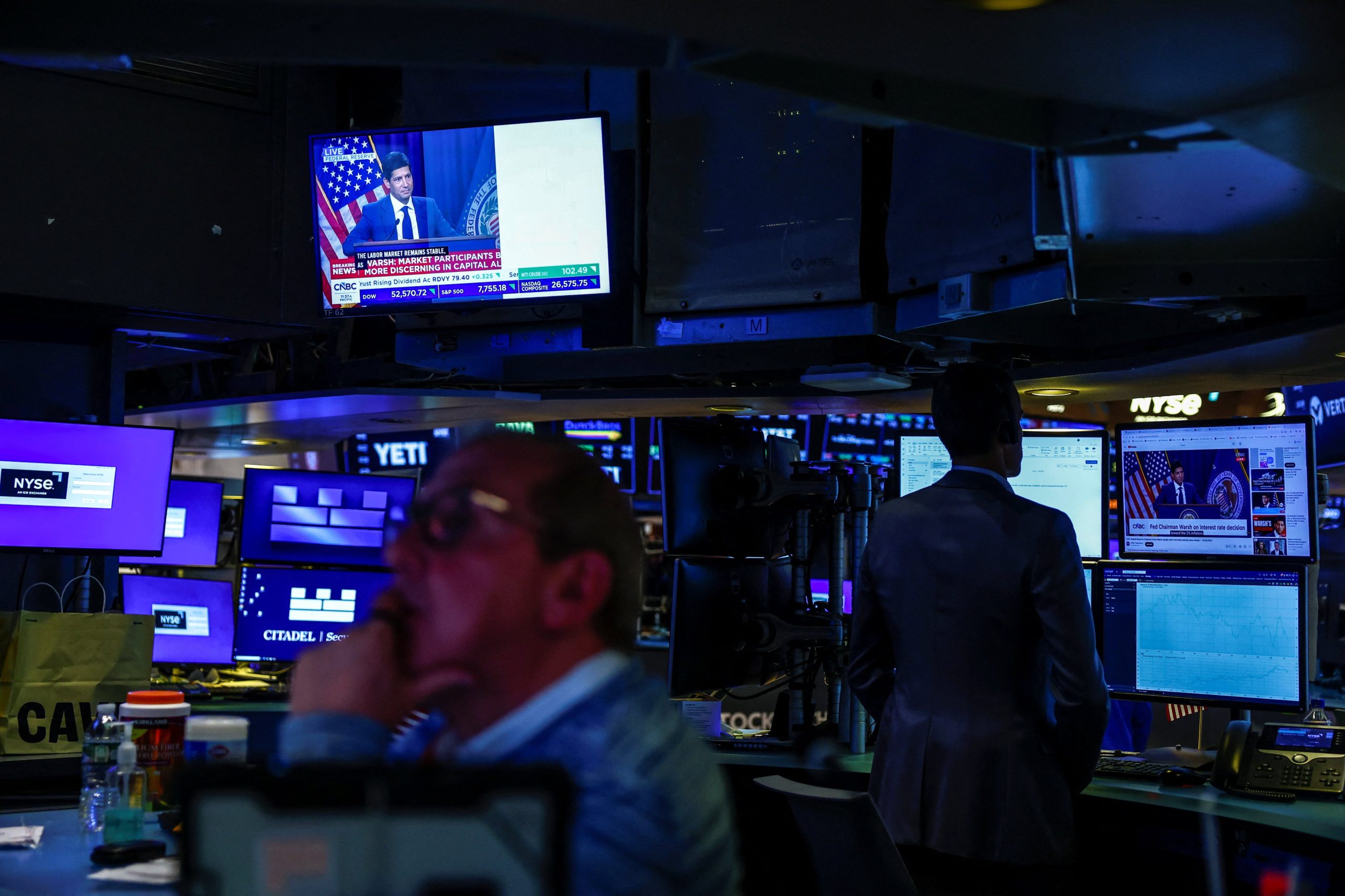 El riesgo país quedó al borde de su máximo del año y las acciones argentinas cayeron por tercera rueda seguida