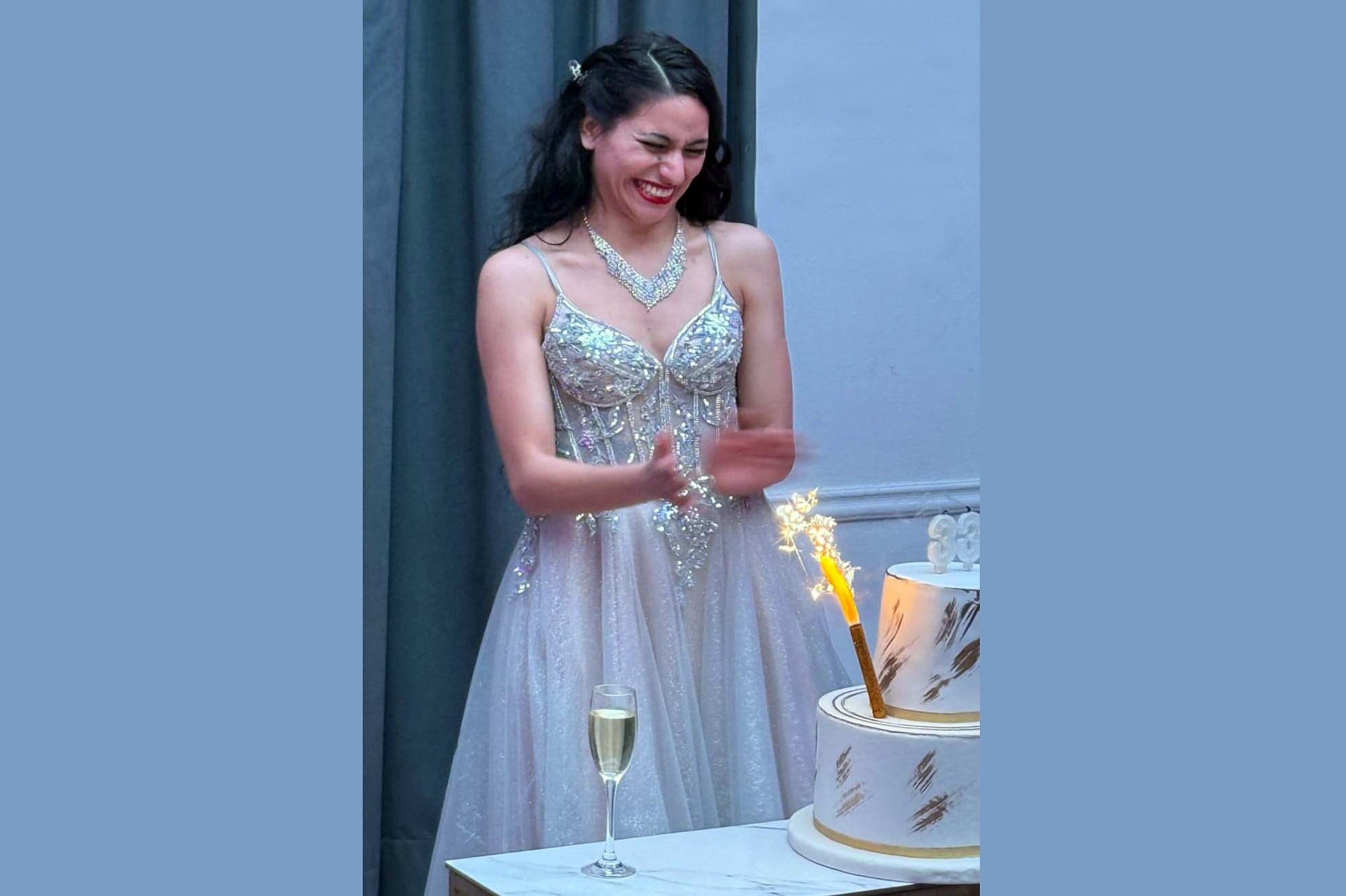 Peter Pan versión libertaria: una diputada hizo una falsa fiesta de 15 para festejar su cumpleaños número 33