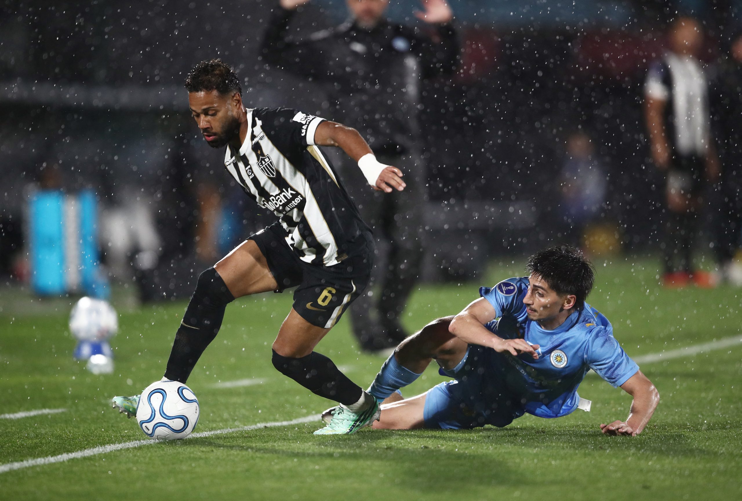 Pese a perder 2-0, Atlético Mineiro eliminó a Montevideo City Torque y jugará ante Boca la final de la Sudamericana