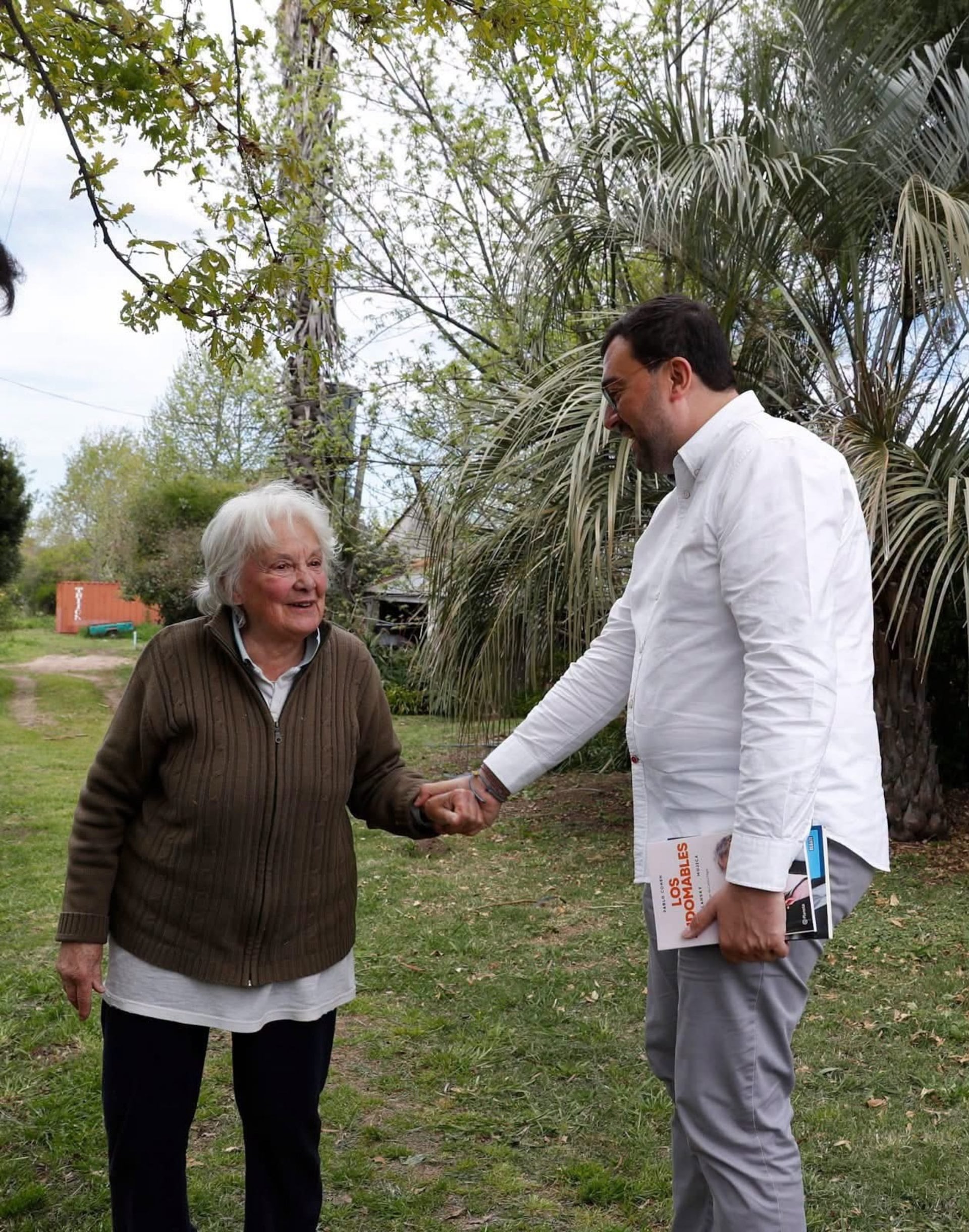 Barbón destaca el valor del diálogo democrático tras un encuentro con la exvicepresidenta de Uruguay Lucía Topolansky