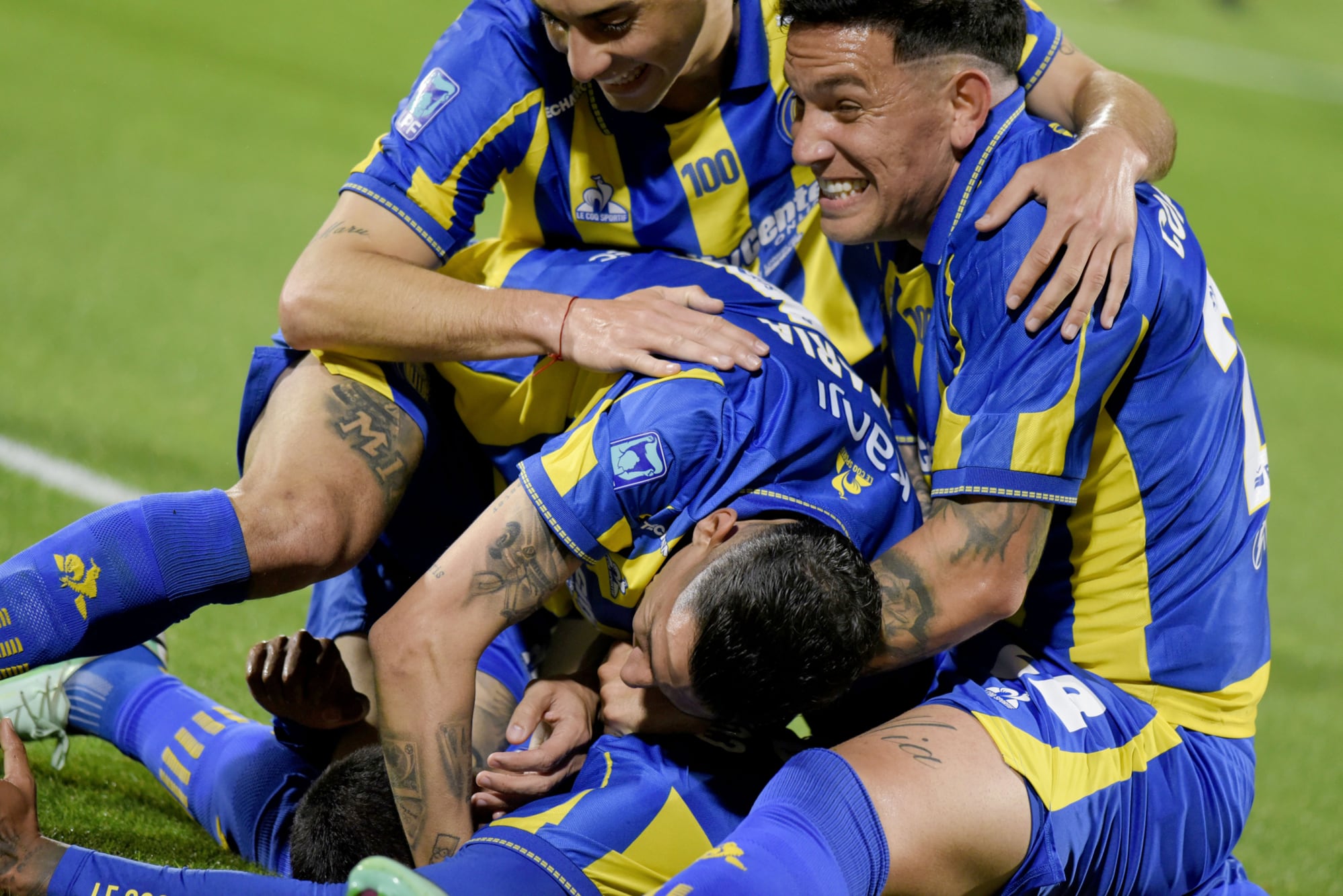 Rosario Central superó a Huracán y es líder transitorio de la tabla anual; qué le queda a cada aspirante