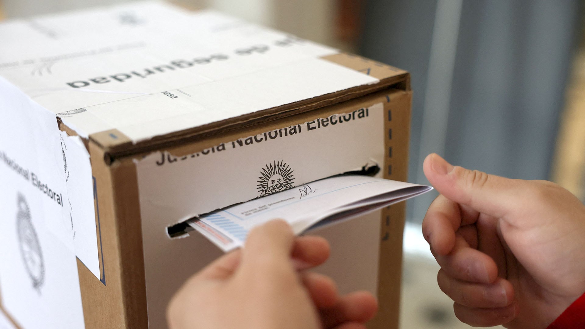 La democracia en el espejo de la historia