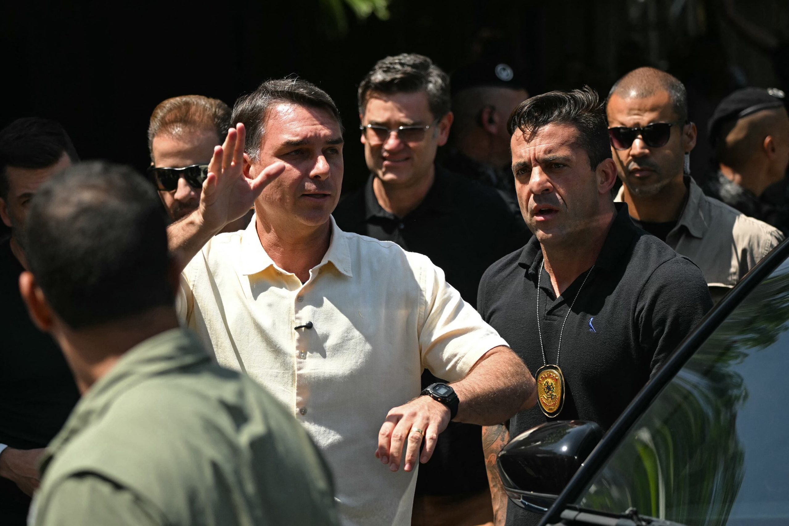 La fuga de Flavio Bolsonaro: ¿por qué no aplicaría la figura de asilo político?
