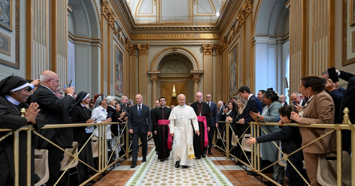 El papa León XIV será hospitalizado este martes para someterse a la cirugía de un nódulo pulmonar