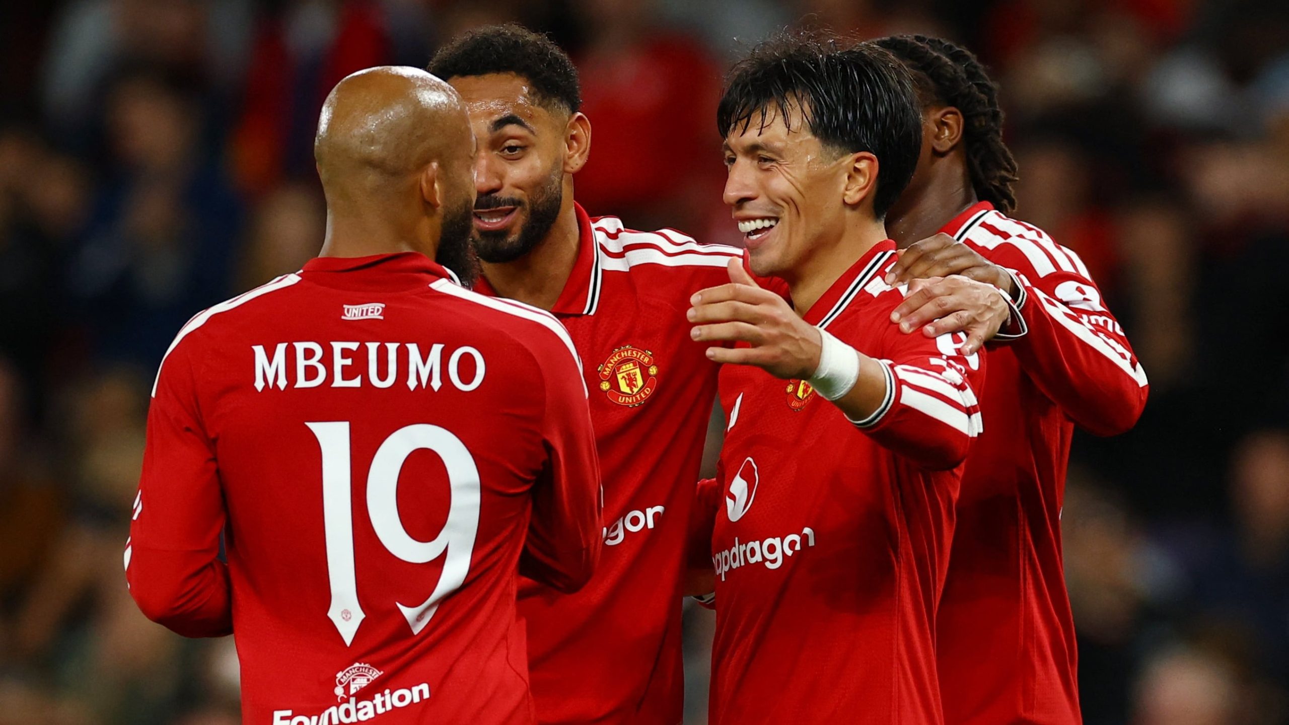 En medio de las tensiones con Manchester United, Lisandro Martínez está en el radar de dos potencias de España