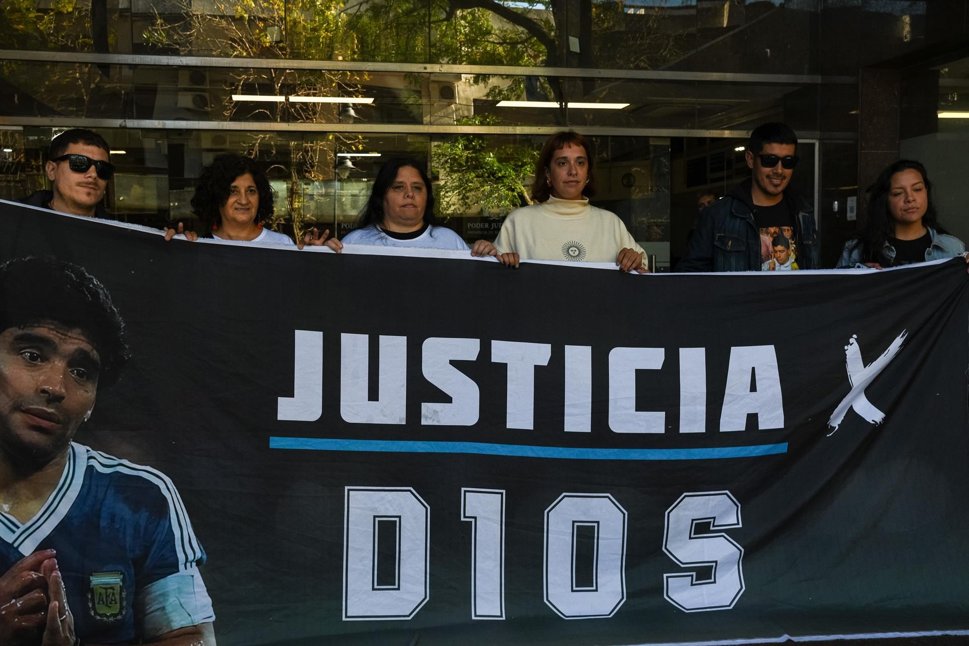 Juicio por la muerte de Maradona, en vivo: “La prueba contra Carlos Díaz brilla por su ausencia”, dijo la defensa del psicólogo