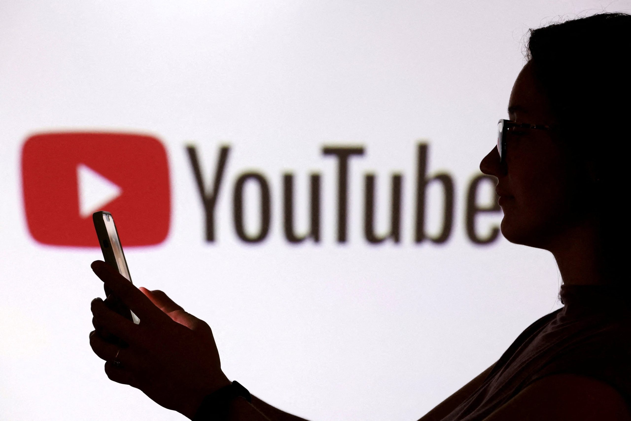 YouTube prepara una función para que sus videos consuman 30% menos datos móviles