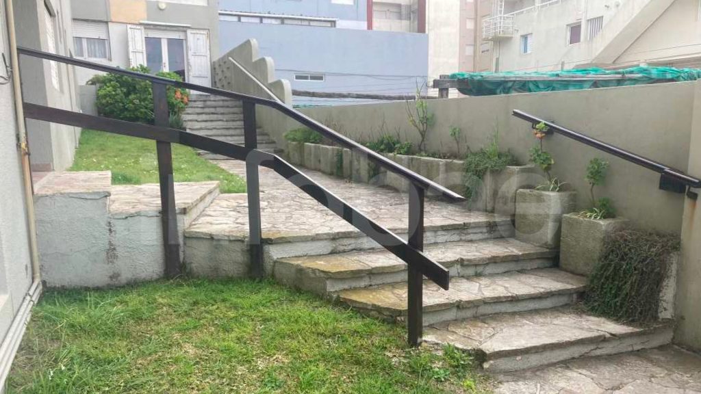Tras la demanda de una vecina, un consorcio deberá adaptar el acceso al edificio para personas con movilidad reducida
