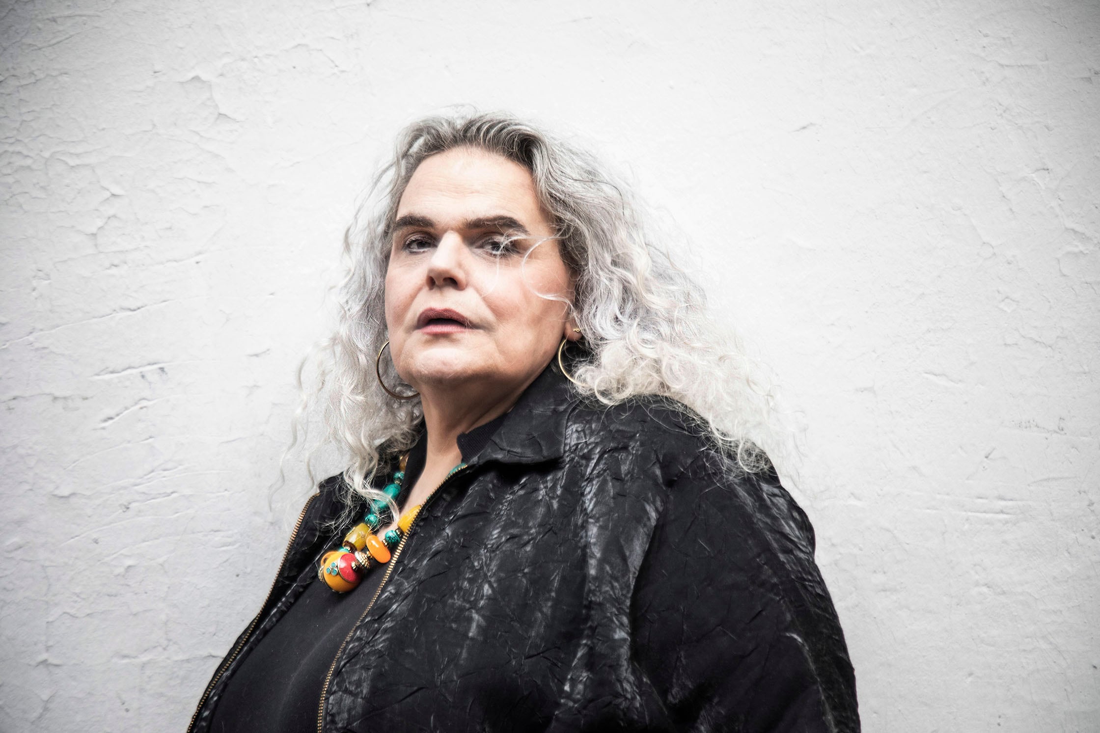 “Todos mis cuerpos”: el libro que recorre la fascinante historia de Maiamar Abrodos