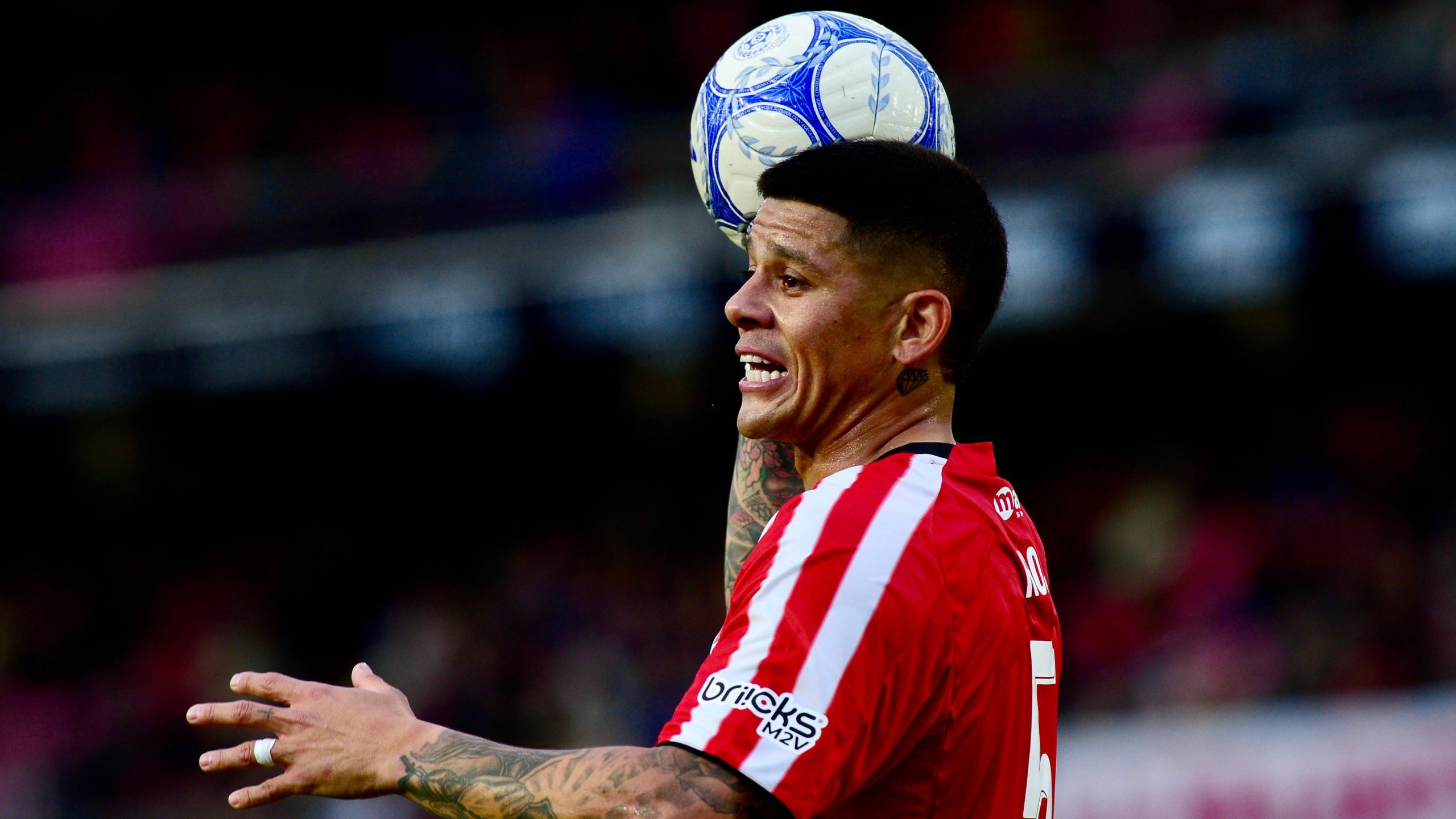 Flamengo hizo un reclamo por la inclusión de Marcos Rojo tras ser eliminado por Estudiantes: el caso en Santos-Independiente que plantean