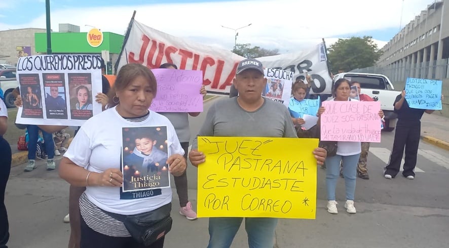 Piden revocar la domiciliaria a la madre imputada por la muerte de su hijo