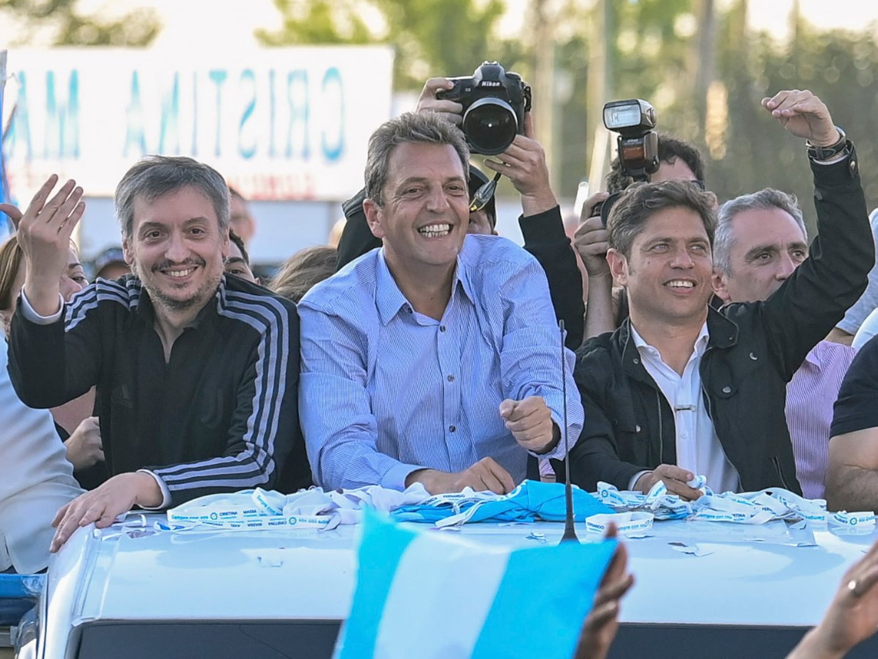 El frente anti Milei toma forma y Massa vuelve al centro de la escena