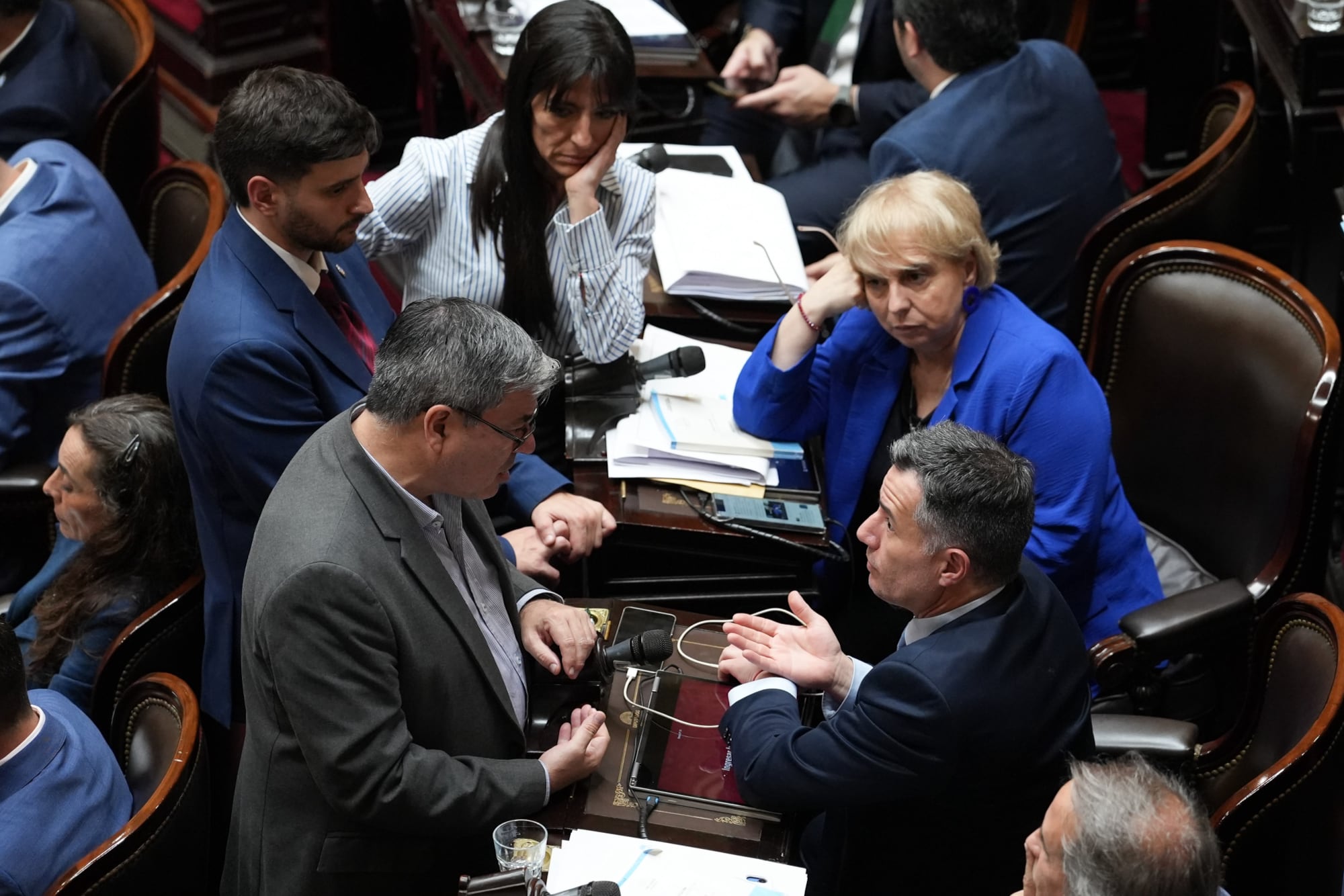 El oficialismo reclamó la vuelta a comisión del proyecto de morosidad y levantó la sesión