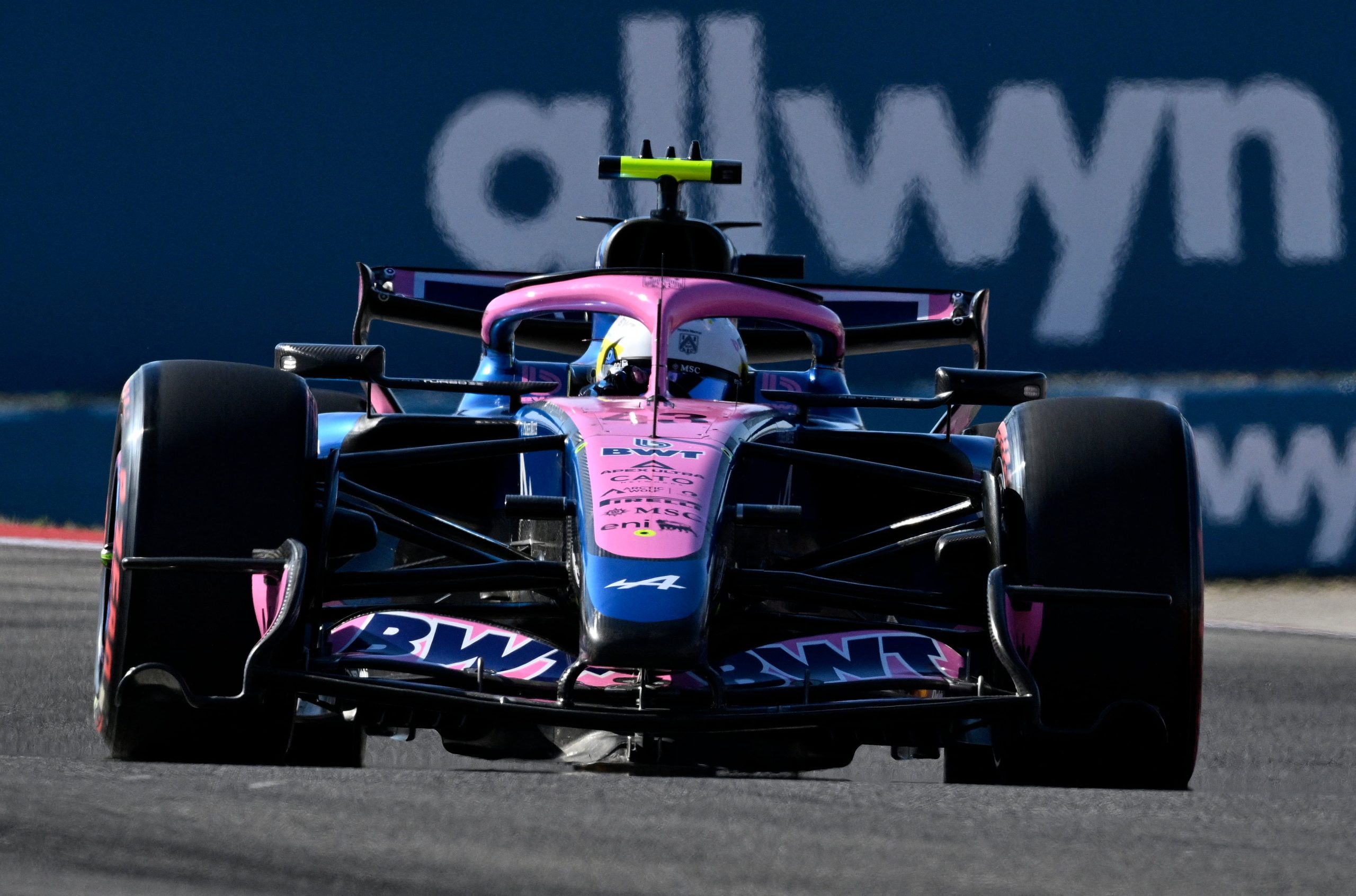 Se corre el GP de Estados Unidos de Fórmula 1: Kimi Antonelli lidera y Colapinto marcha 18°