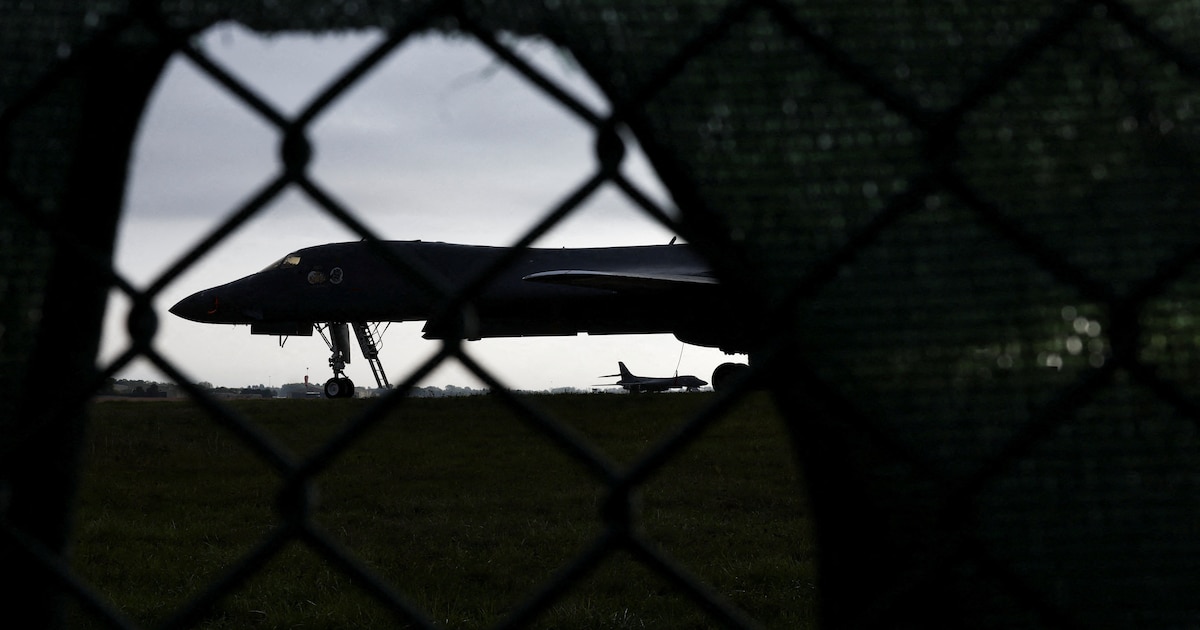 Unos 30 países respaldaron la acusación británica contra Irán por el complot en una base aérea