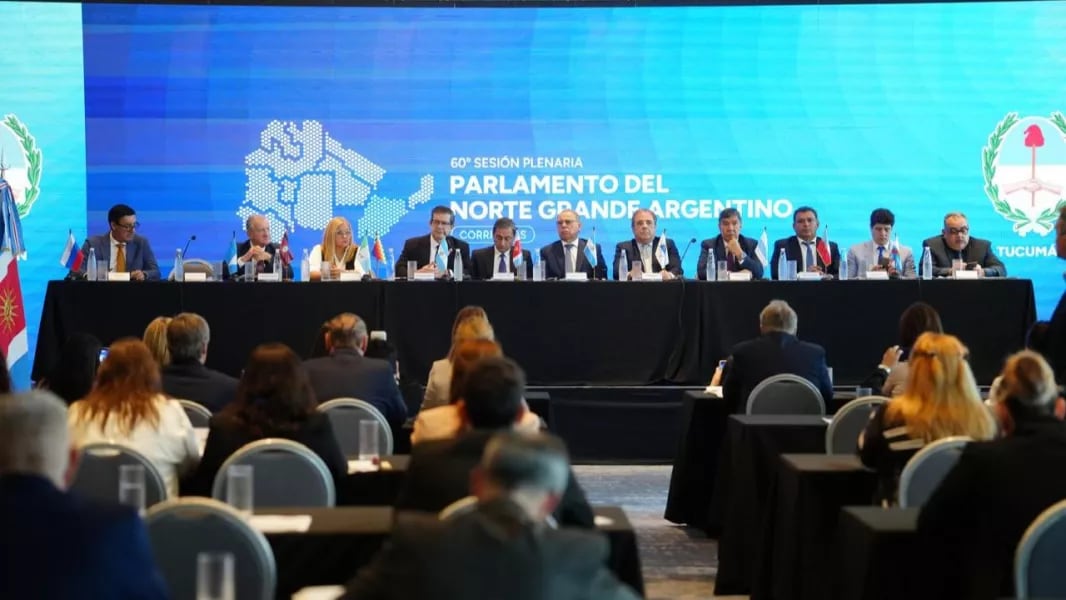 El Parlamento del Norte Grande respaldó a Sáenz, pero los trenes siguen sin garantías completas